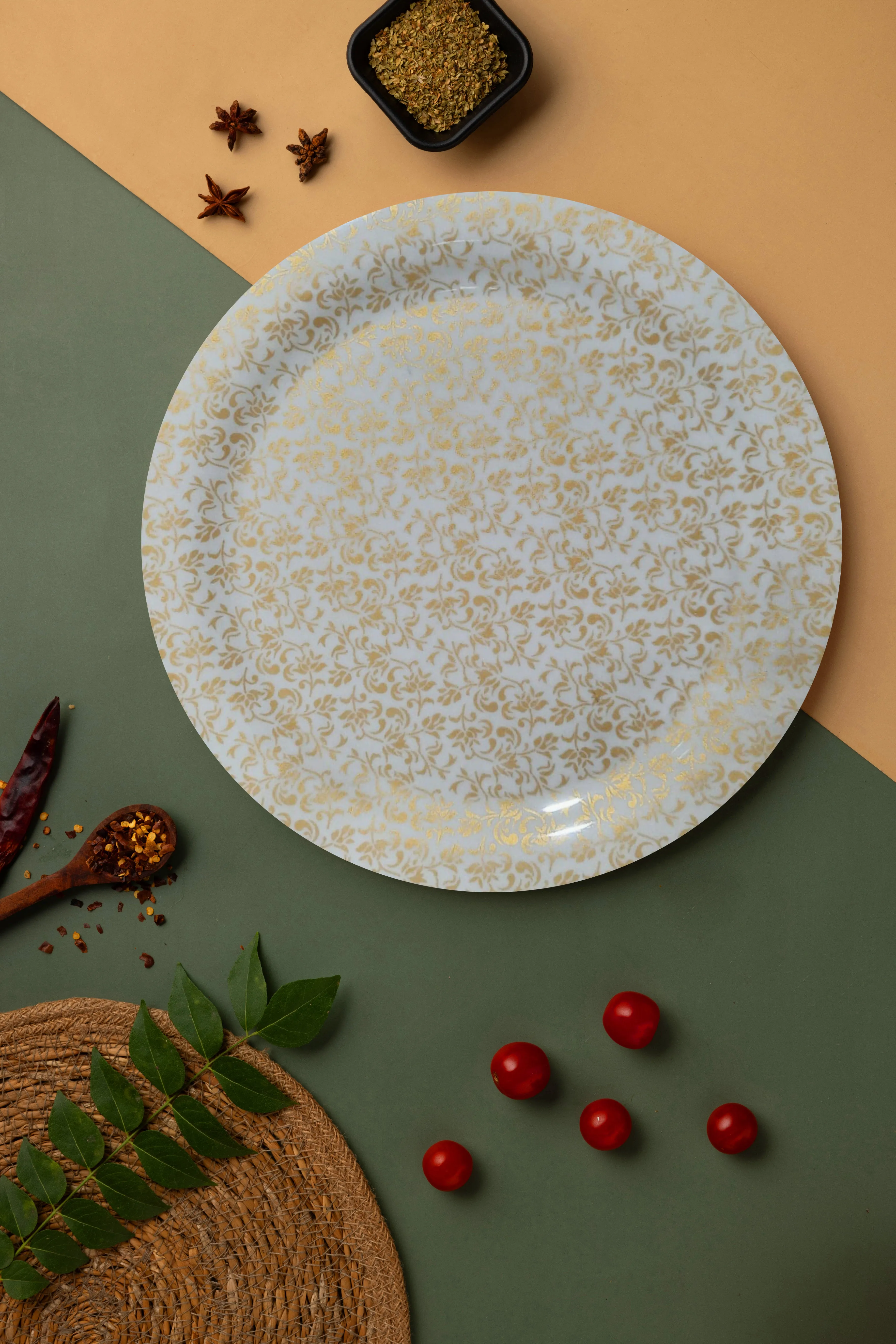 Exclusive 11" Dinner Plate Melamine Classic Gold. (4041)