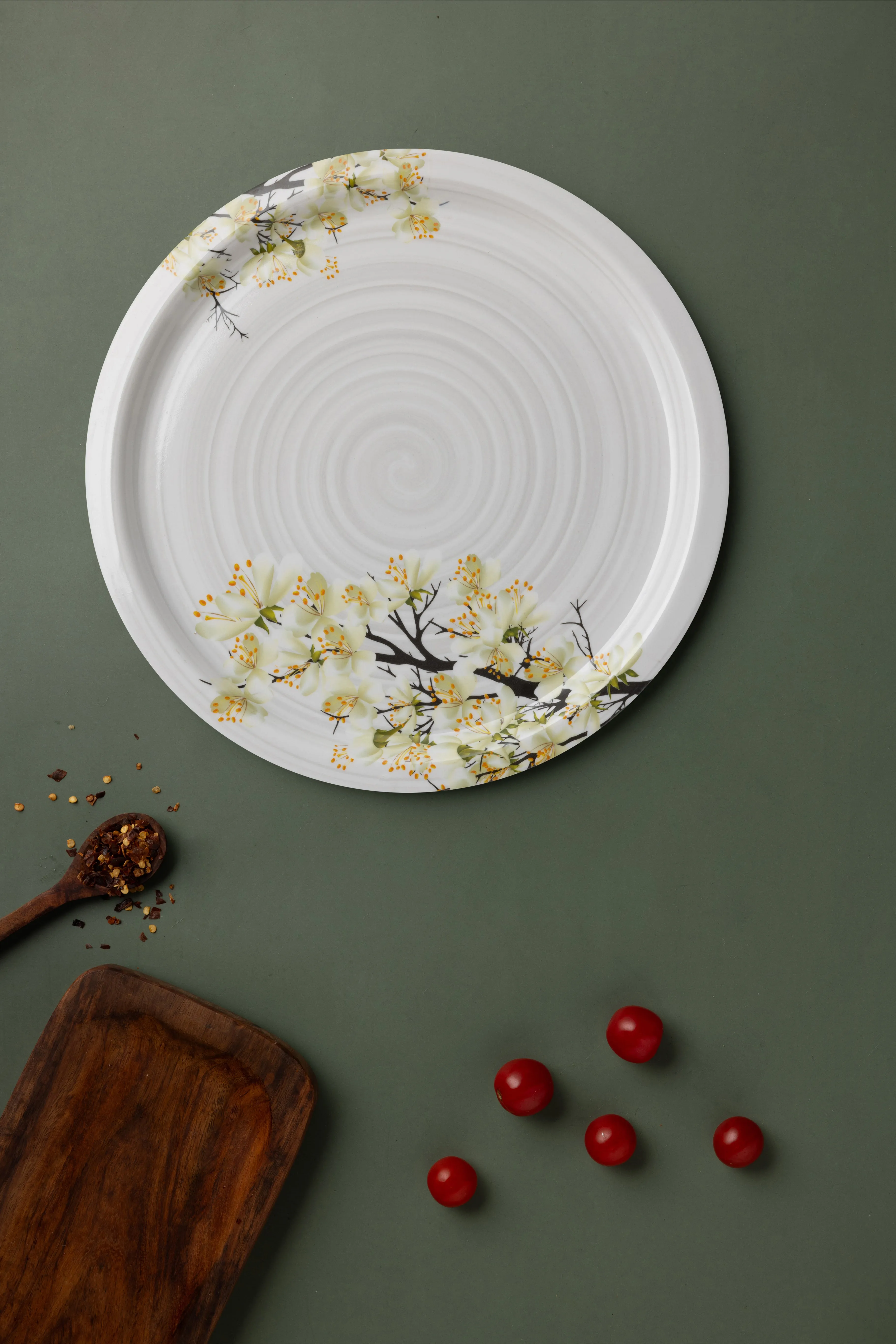 Exclusive 11" Dinner Plate Melamine Floral Gold. (4044)