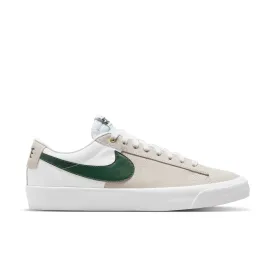 Nike SB Zoom Blazer Low Pro GT Herren Skate Schuhe