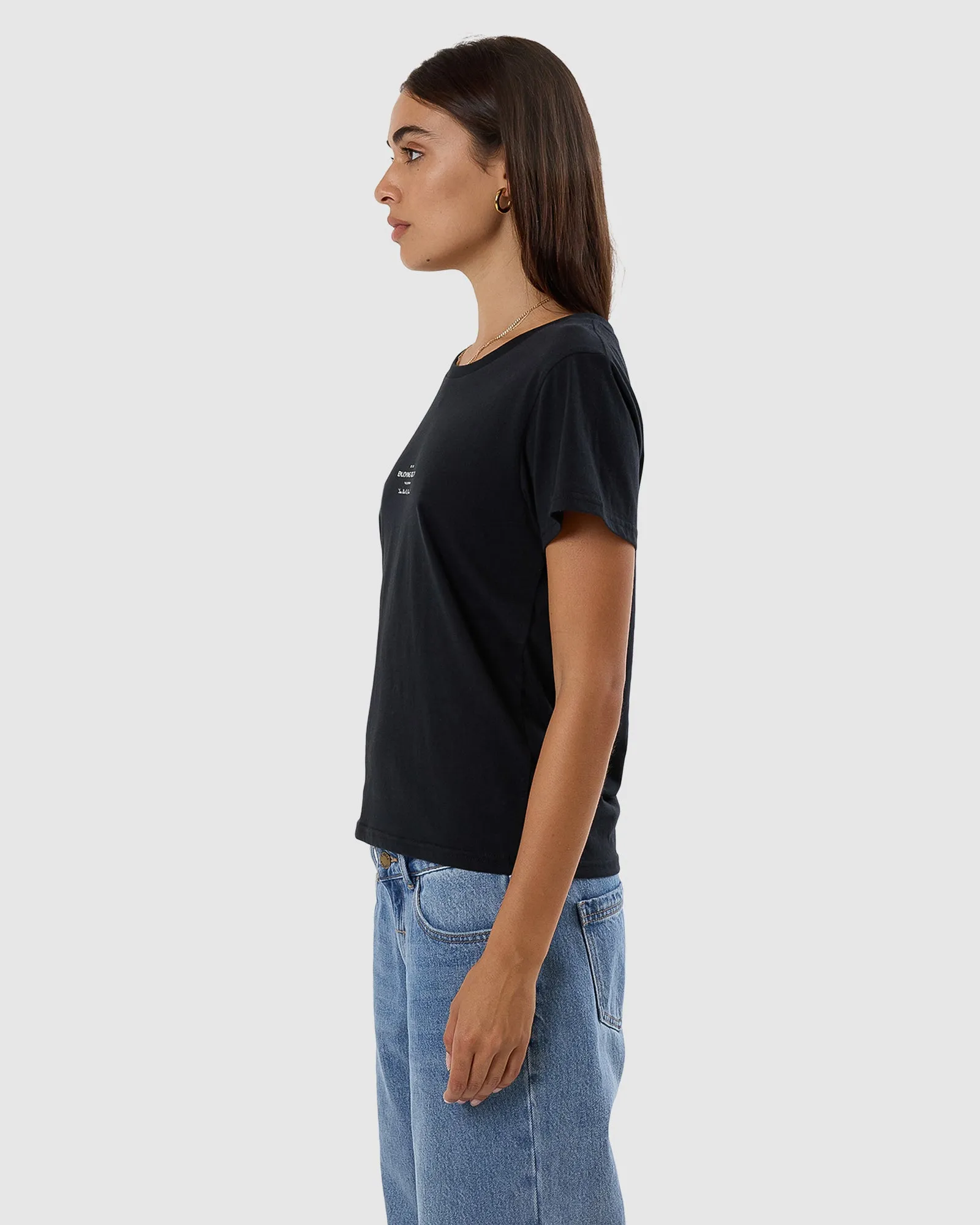 WOMENS ACCLAIM EVERYDAY T-SHIRT